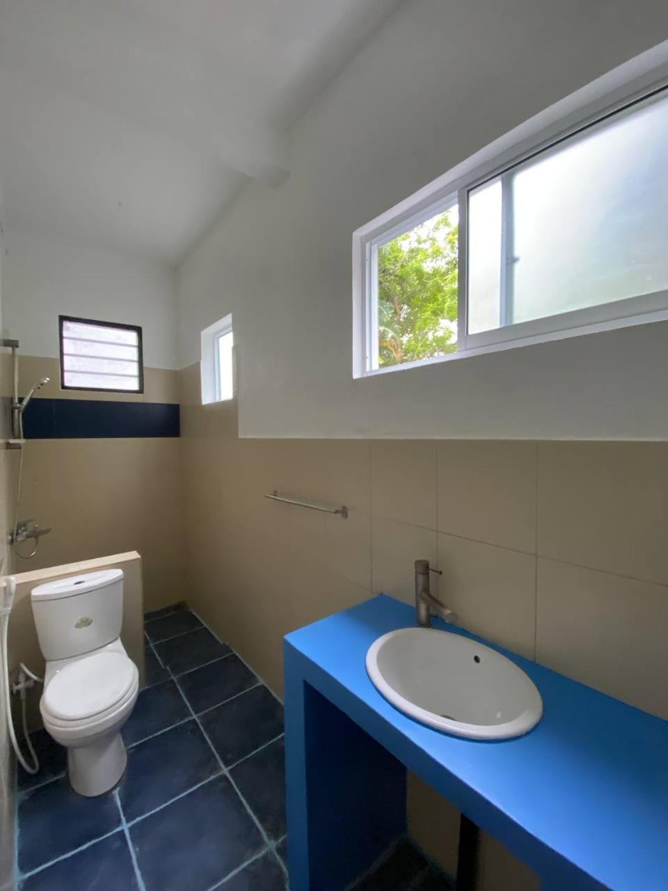 Pearl Villa Rooms And Hostel Unawatuna Eksteriør bilde