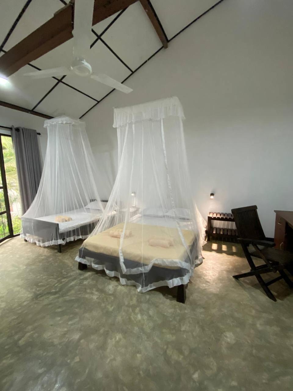 Pearl Villa Rooms And Hostel Unawatuna Eksteriør bilde