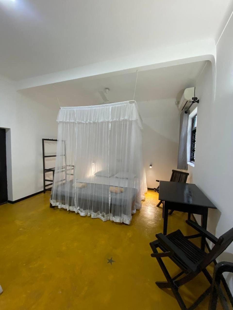 Pearl Villa Rooms And Hostel Unawatuna Eksteriør bilde